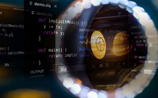 和县 api php源码,下载的php源码怎么运行呢？